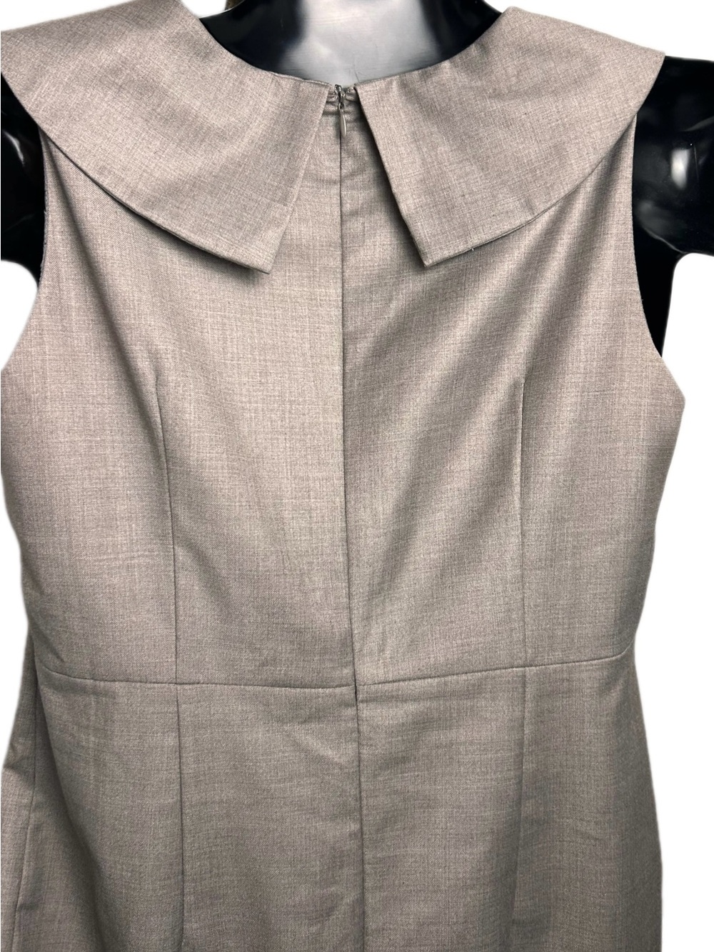 Gorgeous TCEC Sleeveless Shift Dress with Peter Pan Collar - Taupe *NWOT 🌸 - Picture 16 of 17